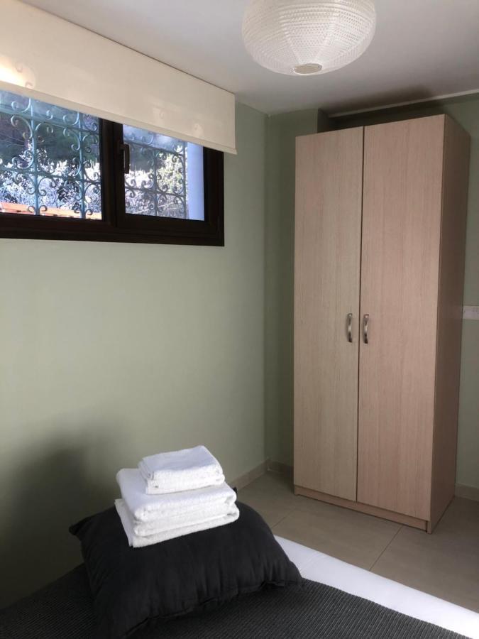 Diamond Stone Wooden Guest House Chandria Esterno foto
